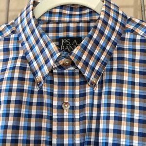 Joseph A. Bank Traveler, Tailered Fit Shirt.  Size:. Large